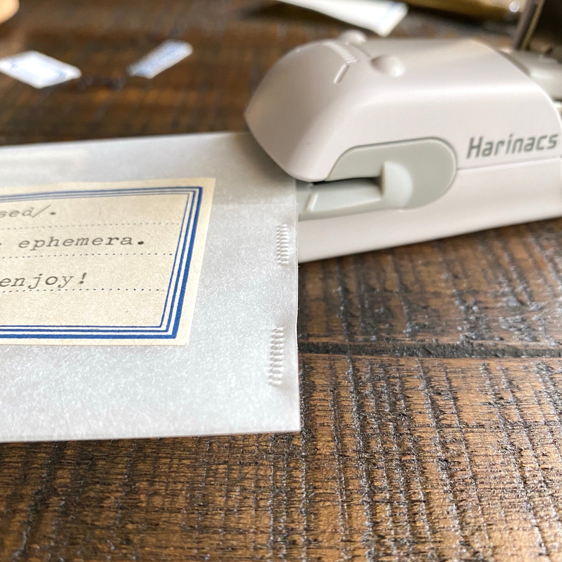 [Kokuyo] Harinacs Press //  Staple-free Stapler